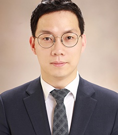 Associate Pastor 김진환